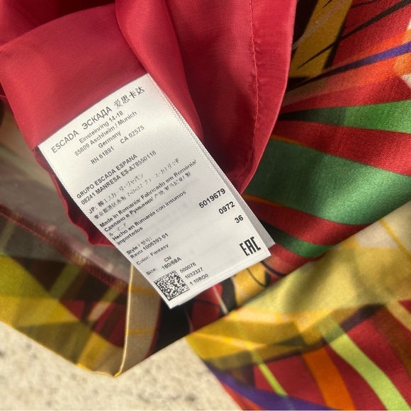 Escada size 36 (S) silk “Ode to LA” NWOT Pencil Skirt Elegant Tailored Design - Picture 7 of 15